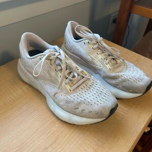Brooks Women's Athletic Shoes - Beige and White